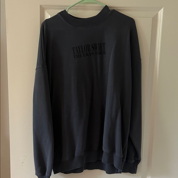 Taylor Swift Era’s Tour Blue Crewneck - Picture 1 of 2